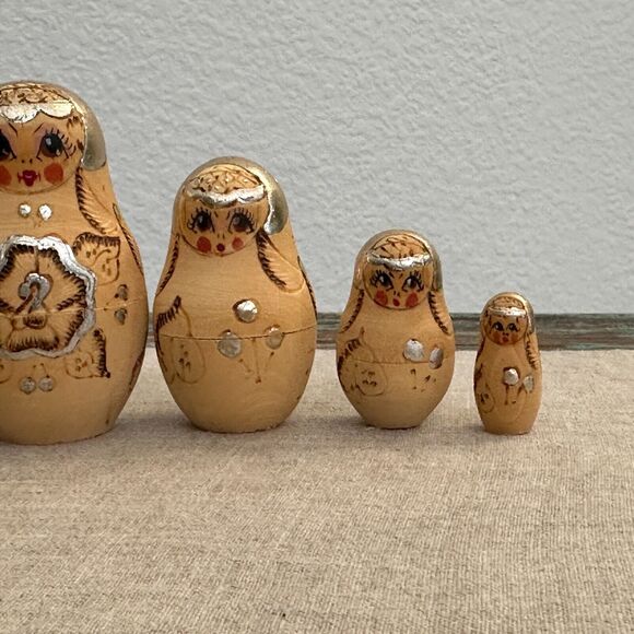 Vintage Hand Painted Matryoshka Russian 5 Nesting Dolls Natural Burnt Wood 3.75" - Picture 6 of 12